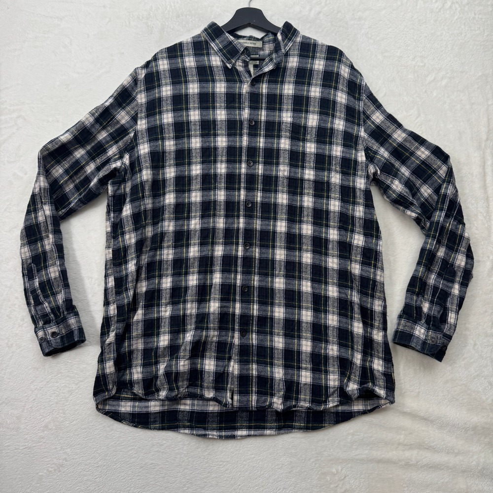 L.L. Bean Button Down Mens XL Tall Navy Blue Plaid Slightly Fitted Cotton Shirt